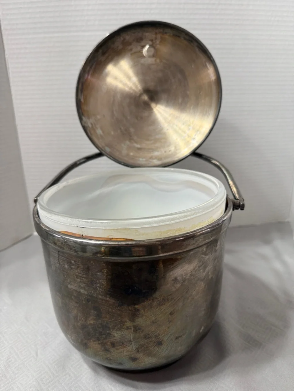 Vintage Silver Plated Ice Bucket Swing Top Lid & Handle Glass Liner Luxury